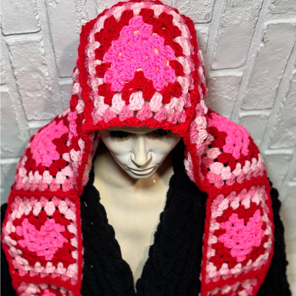 Crochet heart hooded scarf